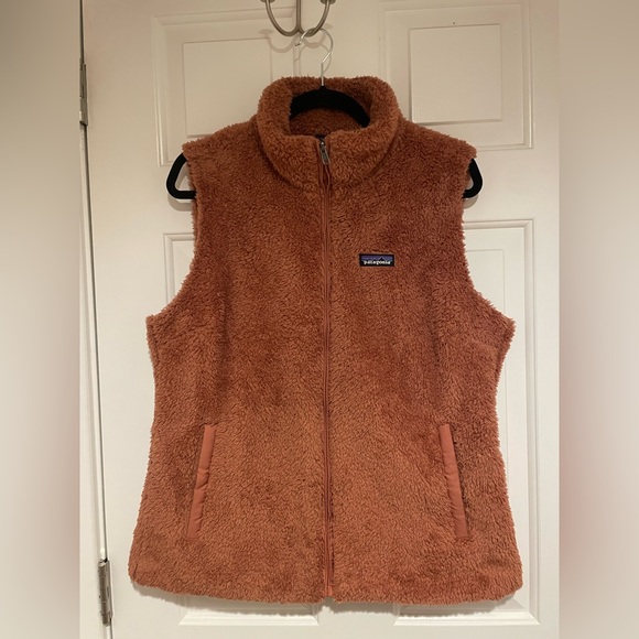 Patagonia Women's Los Gatos Fleece Vest XL - Dark Pink - Picture 1 of 5